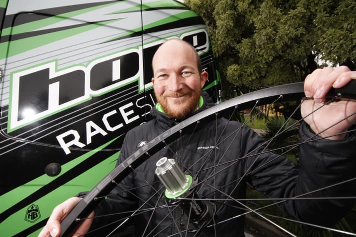 Hope produziert traditionell in England und ist stolz darauf.