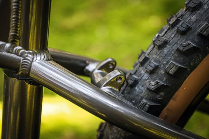 Luggage rack mount: Not all candidates are prepared for mounting a luggage rack. Solid solutions can only be found on R Raymon, Stevens and Trek. The two eyelets on the Trek Marlin+ 8 look particularly robust.