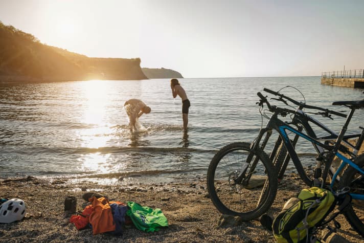 Trieste is close to the border with Slovenia. Slovenian and Italian locals share the trail shovels here.