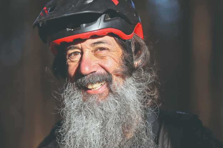 Permanent tester Christian Walter is a professional outdoor filmmaker and mountain sports enthusiast.