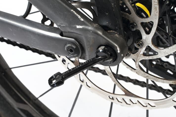 Integrated lever on the Canyon bolt-on axle - at least lighter than the original part.