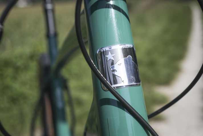 Das Wappentier von Marin County darf auch am Gravelbike von Marin nicht fehlen. Seinen Namen hat das Marin Headlands von einem Küstenstreifen bei San Francisco.