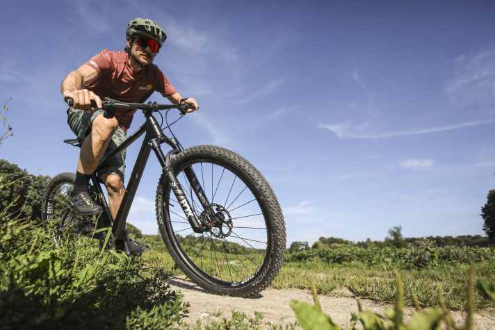 Weniger Ablenkung durch Zahlen und Daten aber auch weniger Möglichkeiten der Quantifizierung: Training nach Gefühl hat sowohl Vor- als auch Nachteile.