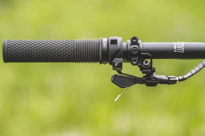 The compact remote lever for motor control.