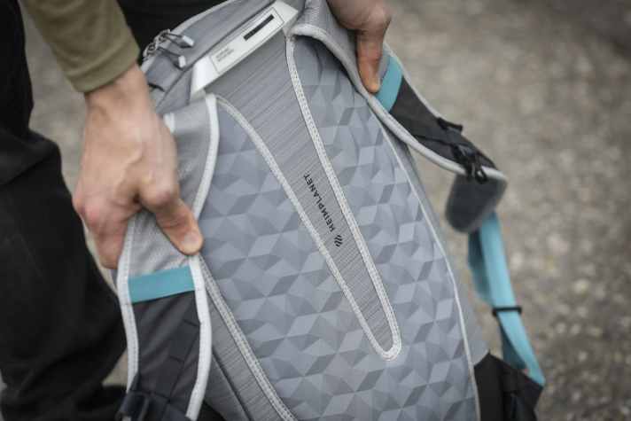 Works well with light loads: the back support system of the Heimplanet Motion Arc 20.