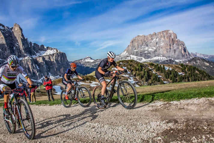 Easy to recognise: Hero Südtirol Dolomites - the race is also part of the UCI Cross Country Marathon World Cup 2025