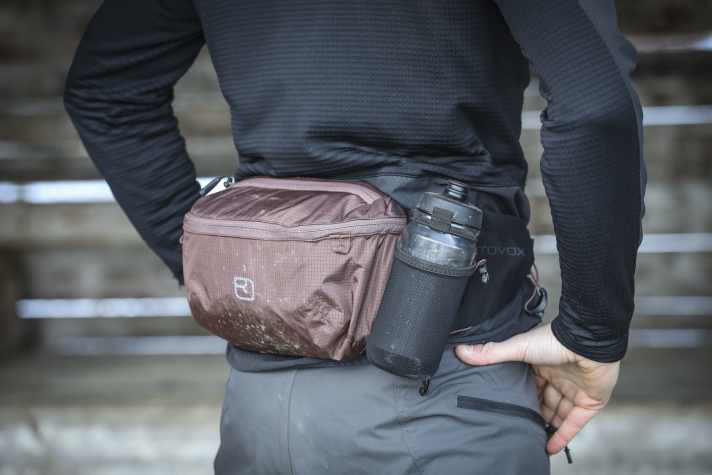 Hip bags are ideal for the home round and offer space for the most necessary equipment.