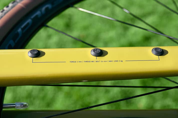 Gewinde zur Anbringung von Bikepacking-Equipment.