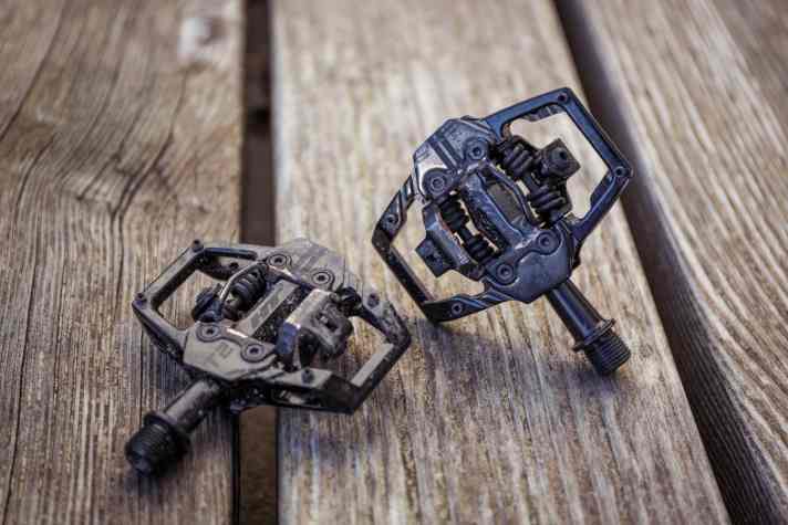 Schicke Optik, geringes Gewicht, viele Farben und obendrein an angenehmes Fahrgefühl. Das HT T2 ist eine gute Alternative zu den gängigen SPD-Pedalen.