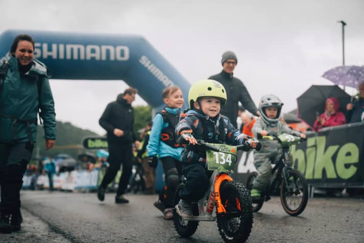 Full throttle - even at a very young age - at the Lazer Junior Trophy!
