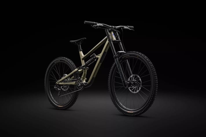 The Specialized Status 170 2 in the downhill version - the new all-purpose weapon for demanding trails?