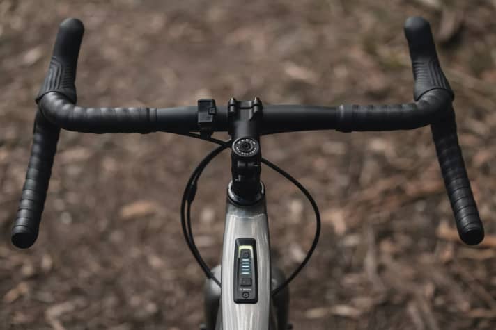 The geometry is based on modern gravel standards with a relaxed riding position for longer rides.