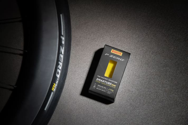 Der neue SmarTUBE RS ist in den Größen 26/35-622 erhältlich. Pirelli bietet den Schlauch mit Presta-Ventilen in den Längen 42, 60 und 80 Millimetern an.