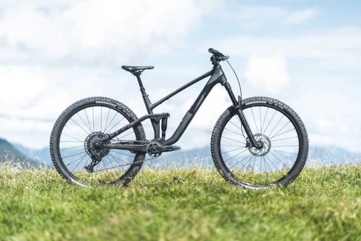 Das Cube Stereo One44 C:62 Pro kostet aktuell 2300 Euro.