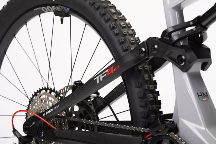 Auch der Hinterbau des Bikes ist aus Carbon, nur die Wippe aus Alu.