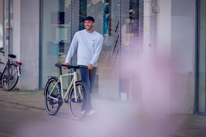 To meet the different requirements and preferences of cyclists, the Q'AUTO system offers two distinct riding modes: automatic and manual.