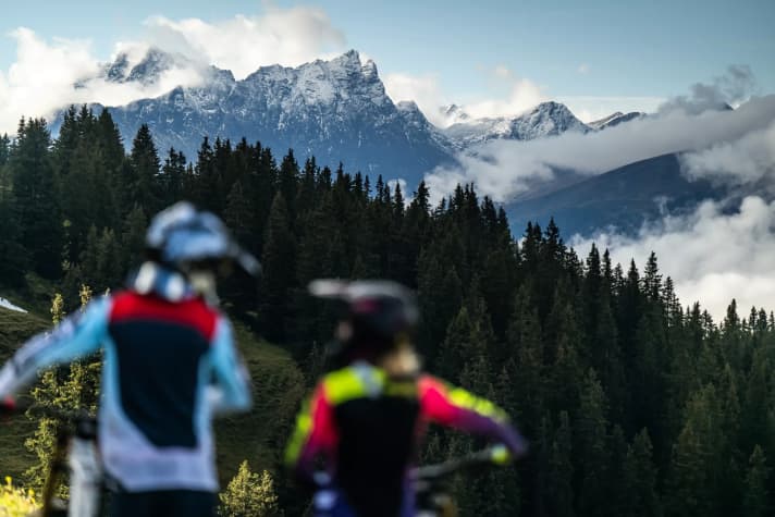 3 bike parks of the Bike Kingdom open their doors. Plenty of bike action is on the programme.