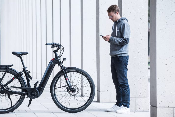 Si le vélo a été volé, il faut contacter l'assurance.
