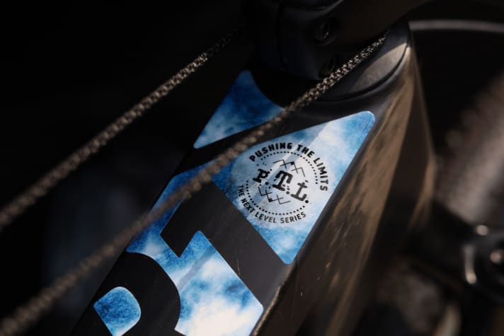 With the Pushing The Limits series, Stoll wants to show what is possible with its bikes and presents extreme show bikes under the label, which are also sold as such.