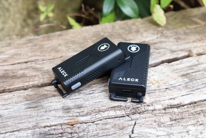 With one differently assigned button per individual device, bikers learn the functions of the Aleck Punks best by heart.