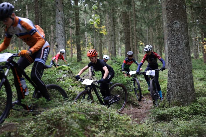 The best way to get fit for the next cross-country race is to race at group speed.