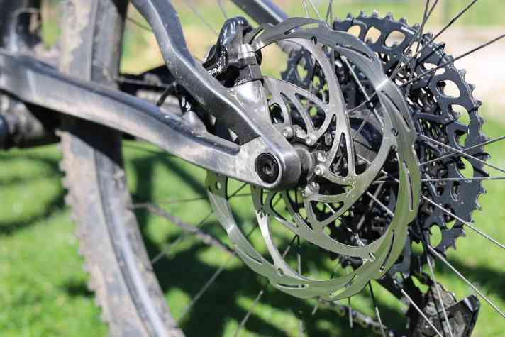 Die Formula-Bremsscheiben gibt es nur mit Sechsloch-Montagestandard. Produziert werden die Scheiben in Asien.