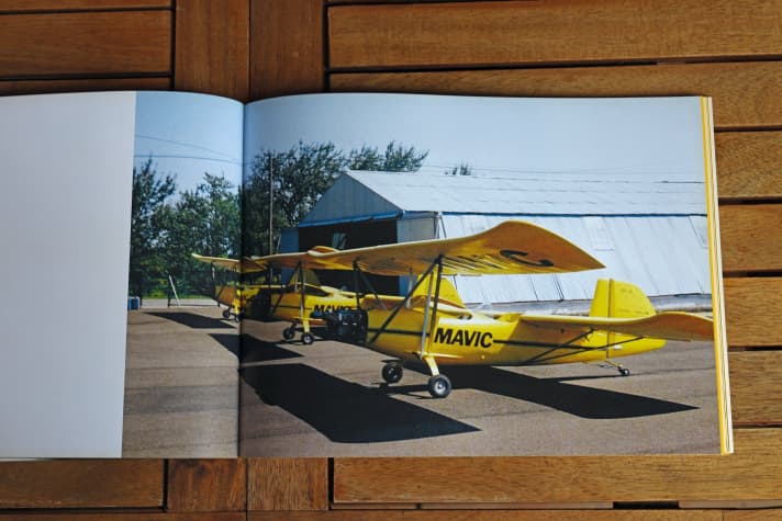 Die gelben Mavic-Flugzeuge, die bei der Rad-WM 1985 über dem italienischen Montello flogen.