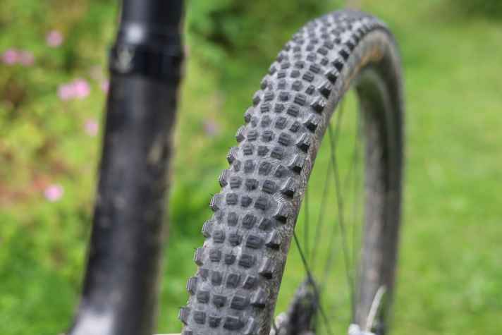 The ingenious profile of the Continental Magnotal is designed to combine low rolling resistance with plenty of grip.