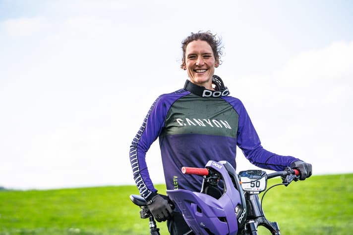 Enduro racer Ines Thoma, Team Canyon