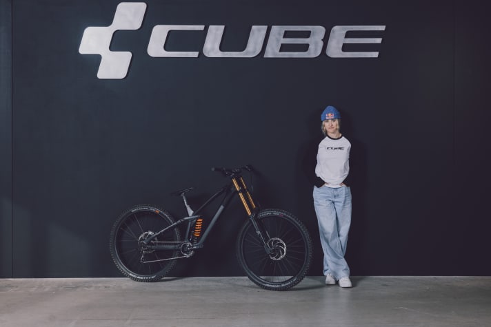 The 21-year-old New Zealander Jess Blewitt will be part of the Cube Factory Racing downhill team from 2024.