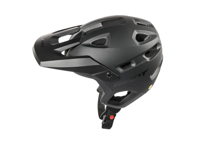 In terms of design, the Realm is more orientated towards downhill helmets than classic half-shells