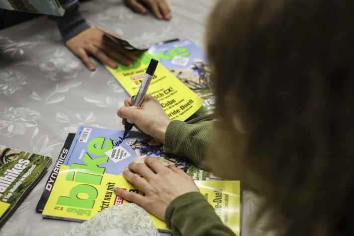 Signatures of the pro bikers on the BIKE magazine. This is only available at the Ghost BIKE Cross Country Youth Camp.