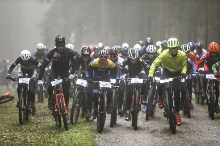 Natürlich wurde auch im Cross Country-Rennmodus gefahren.