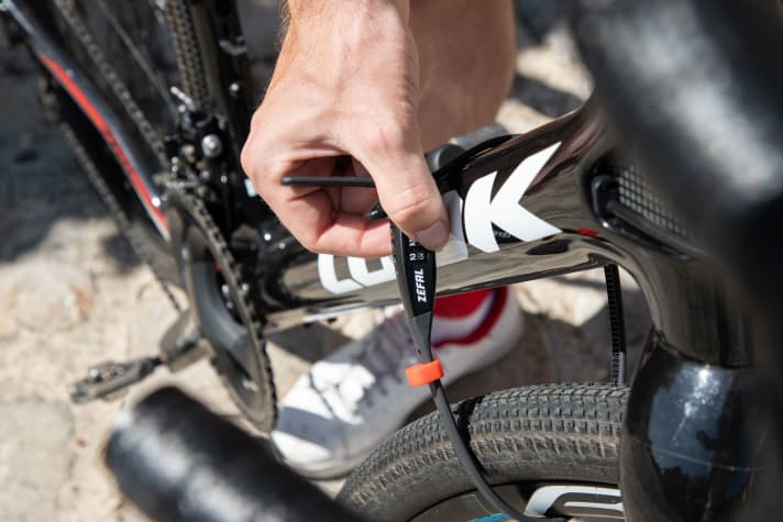 The Zefal K-Traz Zip3: Handy lock for securing your bike and accessories during short stops.
