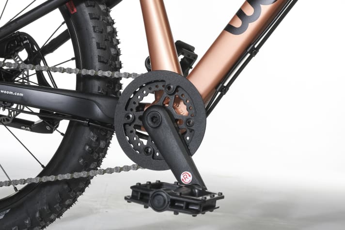All the ergonomic details of the Woom children's mountain bike, such as the crank length, are adapted to the needs of the youngsters.