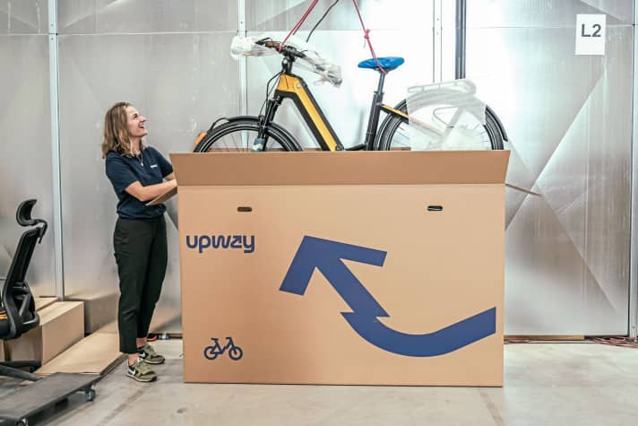 The Berlin location was also chosen because of the high density of skilled labour, not because of its proximity to the airport. To keep employees (healthy), lifts are available everywhere.