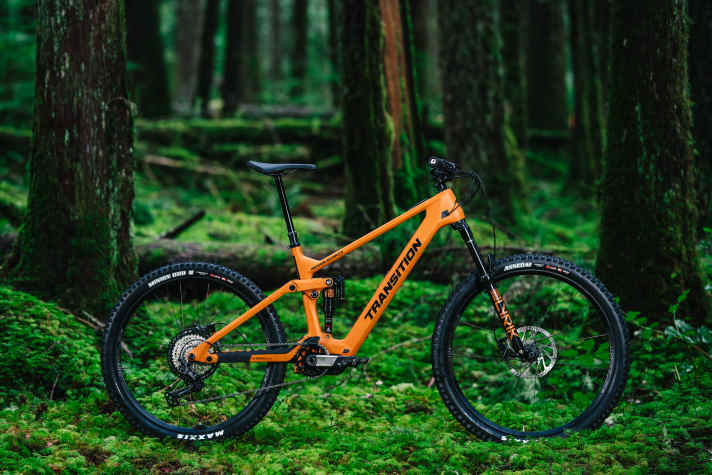 The top version of the Transition Regulator SX is said to weigh just 18.7 kilos.