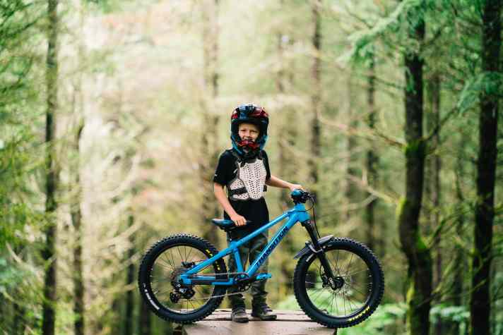 The Transition Bandit children's bike, 20-inch wheels, 100 mm suspension fork