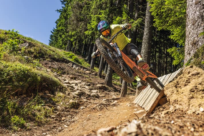 Entfremdet: Der Bikepark zählt eigentlich nicht zu den Spezialitäten des Scor 4060.
