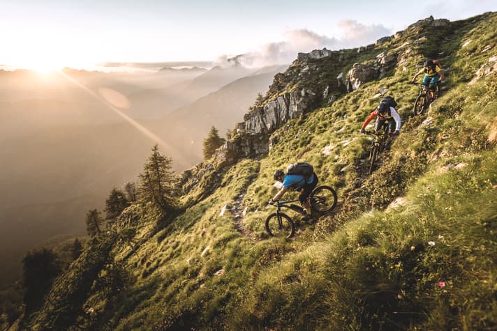 In Finale Ligure noch im Trubel gestartet. Doch mit jeder weiteren Trail-Kehre gen Westen hat man die Ligurischen Kammberge für sich allein.