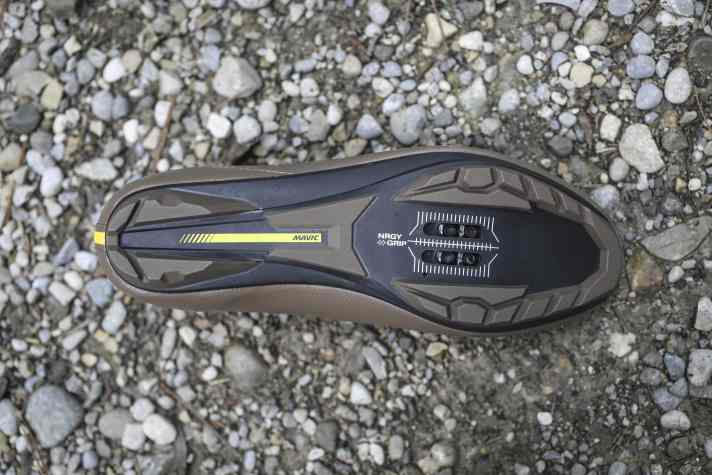 The sole is sufficiently stiff, a proper scaling helps with cleat mounting