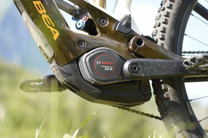Slightly lighter, exclusive race mode: The Bosch Performance CX-R in the Orbea Wild.