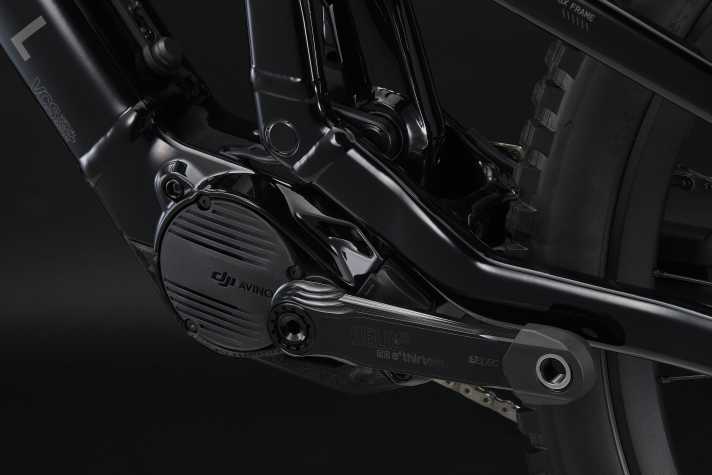 With up to 1000 watts and 120 Newton metres, the DJI Avinox is an extreme powerhouse. Despite this, the motor remains under 2.6 kilos.