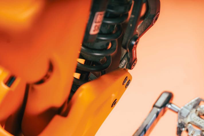Flipchip: Our tests are carried out in the low position. In high mode, the geometry makes the bike even more agile.