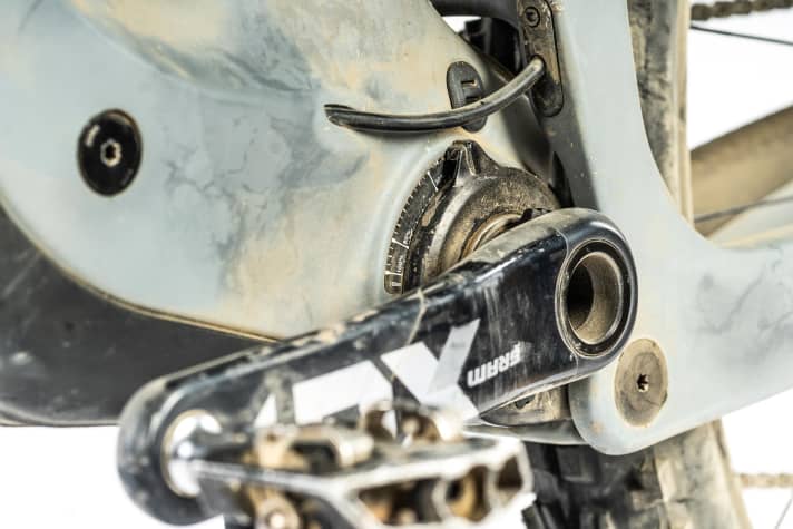 In the Bold, the shock is nested in the down tube. To adjust the sag, the Bold engineers placed a sag-o-meter on the bottom bracket. It broke.