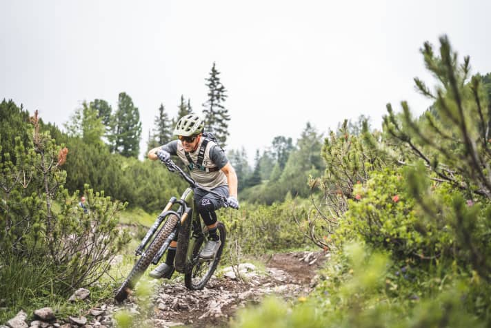 On steep climbs, it can sometimes be a bit of a struggle to keep the Cube One55 TM on track.