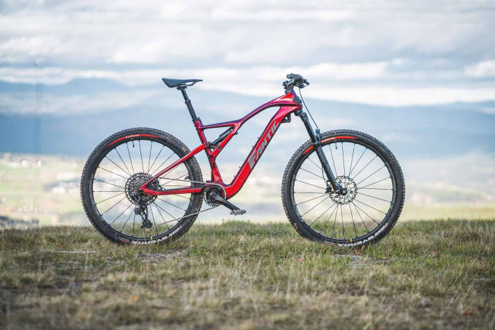 Red Beauty: Fantic DC 1.4 Rampage Race // 140 mm // 29 Zoll // 17,9 kg // 6690 Euro