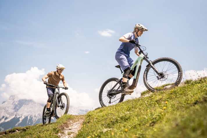 The Jam² SL is easy to ride uphill, but the high and wide cockpit makes it a little difficult to control on technical sections.