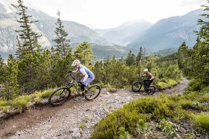 In steilen Uphills hat man mit dem Levo SL das Nachsehen. Motorpower und Geometrie sind nicht auf extreme Kraxeleien ausgelegt.