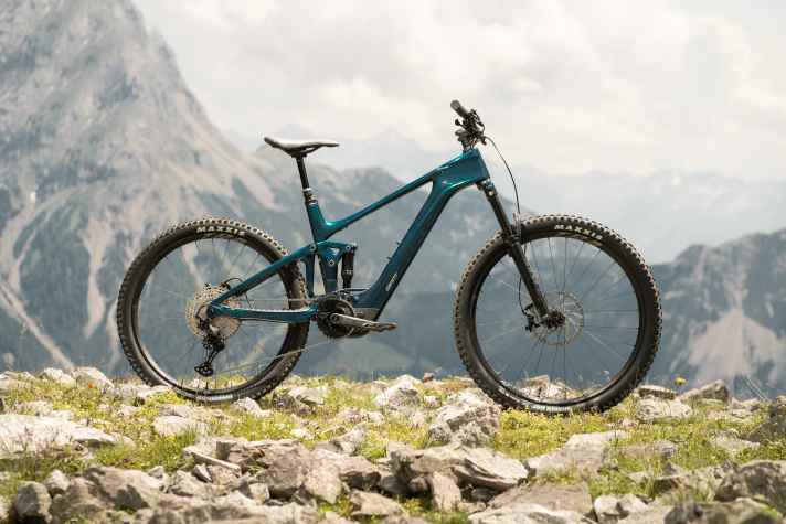 Giant Trance X Advanced E+ Elite 2 V2 // Syncdrive Pro 2 MG // 400 Wh, fest verbaut // 150/140 mm // 29/27,5 Zoll // 20,3 kg // 6499 Euro
